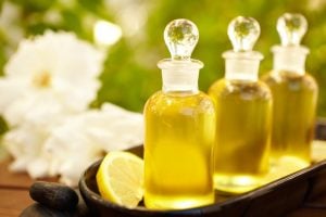 Best Organic Facial Oils for Anti-Aging and Mature Skin