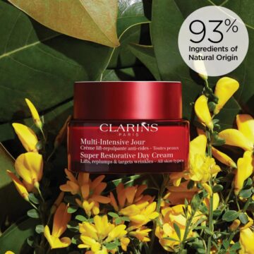 Clarins Super Restorative Anti-Aging Day Moisturizer - 1.7oz - Image 2